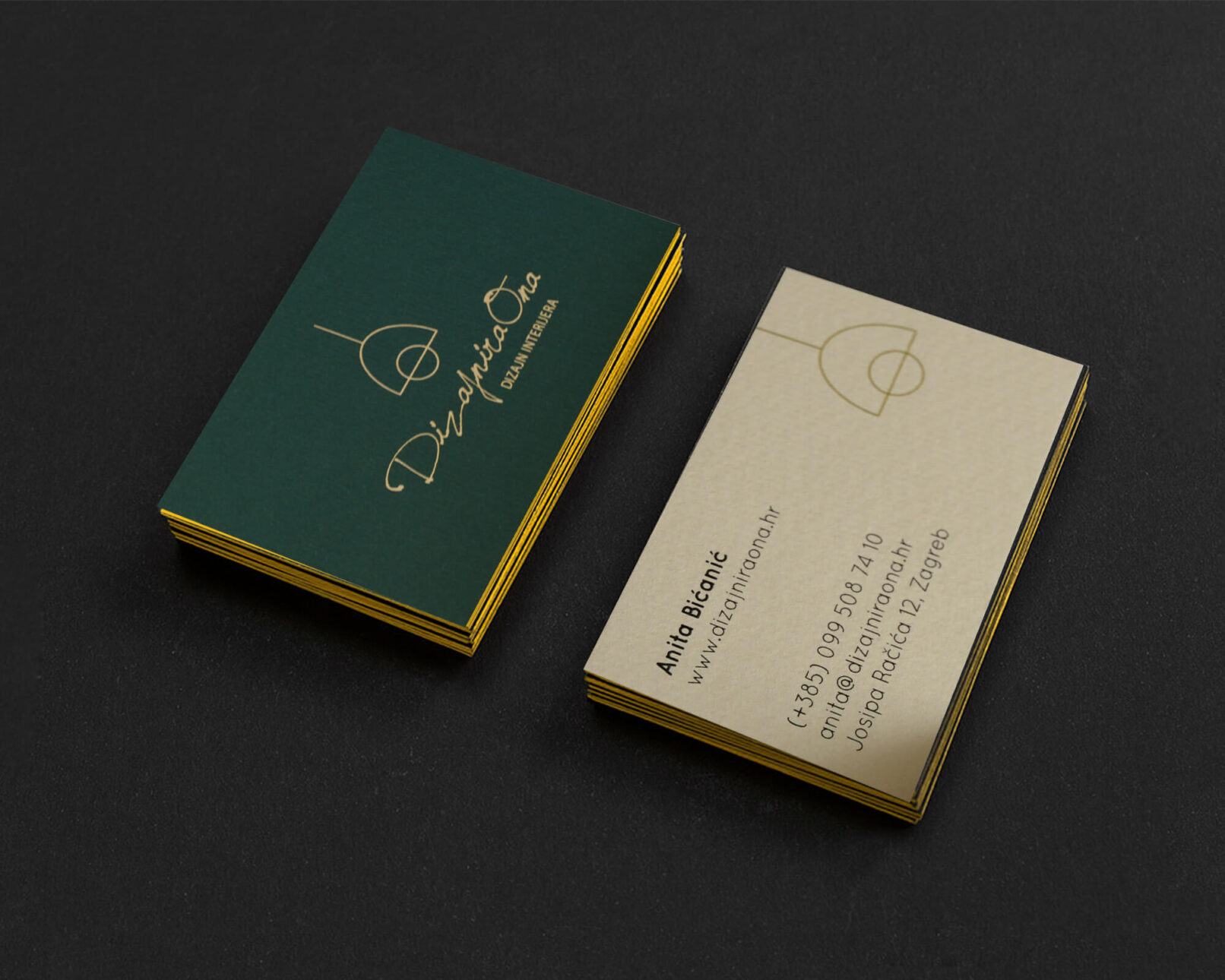 posjetnica sa zlatnim rubom Dizajniraona